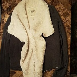 Abercrombie And Fitch Fleeced Lined Jacket/Coat